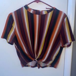 Colorful cropped t-shirt.